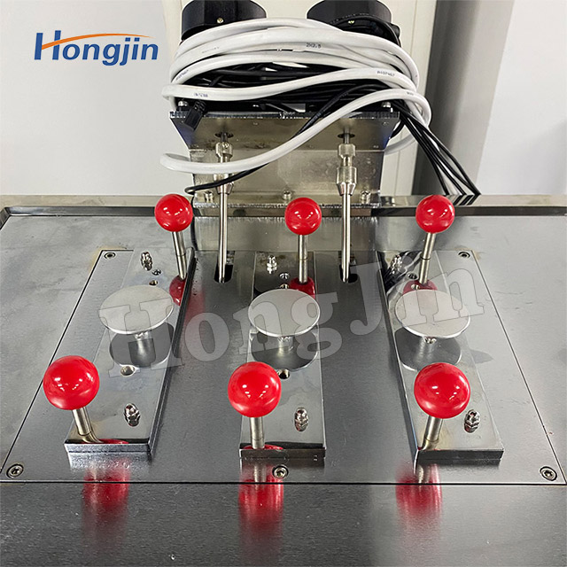 Máy đo điểm làm mềm vicat biến dạng nhiệt