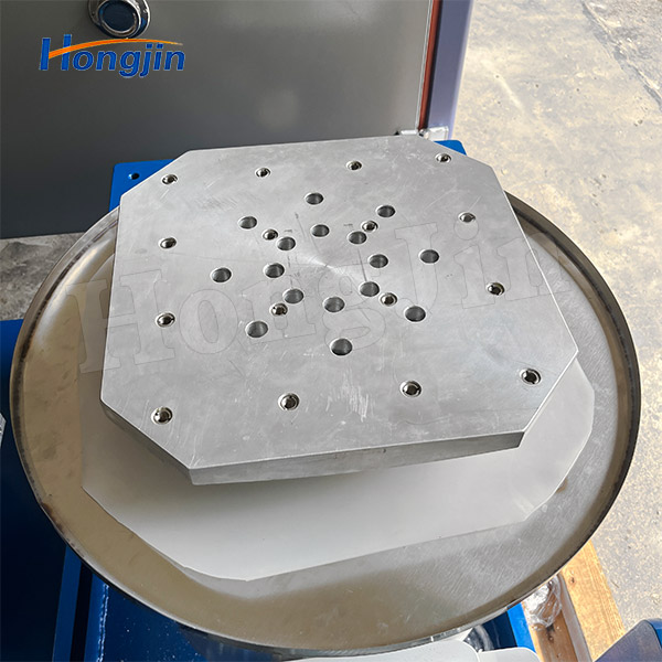 Buồng thử nghiệm tổng hợp ba tính năng