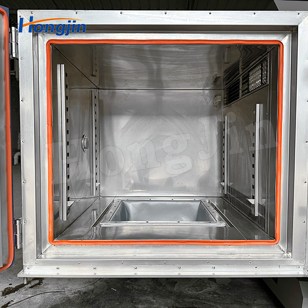 Buồng thử nghiệm tổng hợp ba tính năng