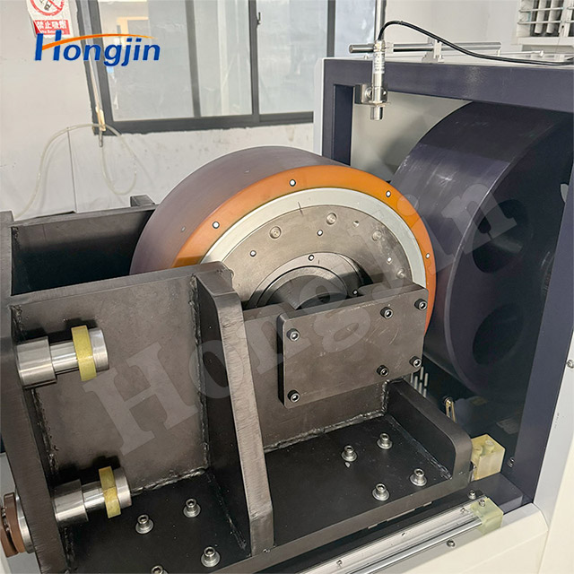 Máy thử quãng đường lăn bánh xe chân