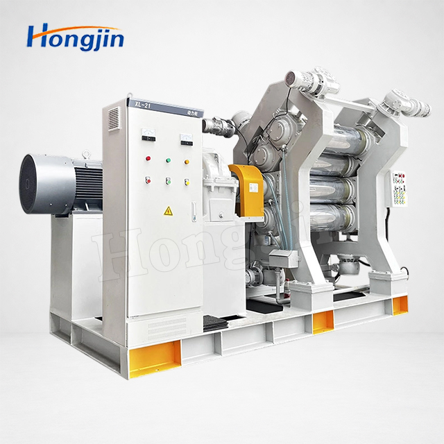 Máy cán 4 trục cao su